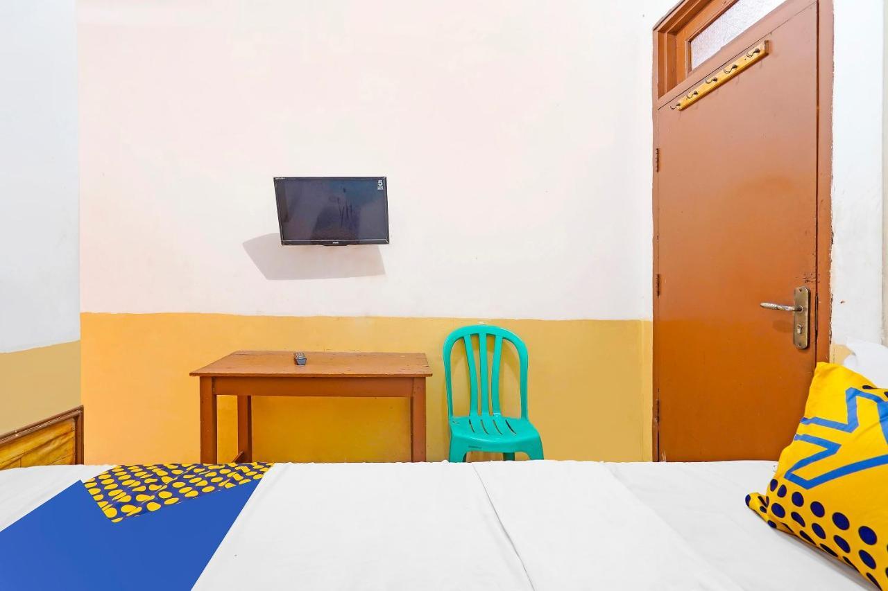 Spot On 91444 Hotel Arimbi バンドゥン エクステリア 写真